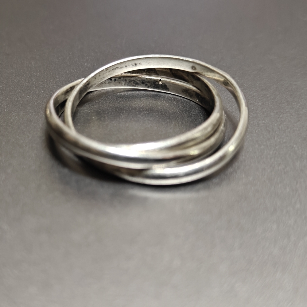 Vintage Sterling Silver Three Interlocking Band Ring